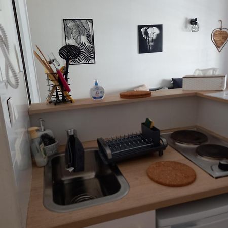 Studio Cocooning Centre Historique D Avignonアパートメント エクステリア 写真